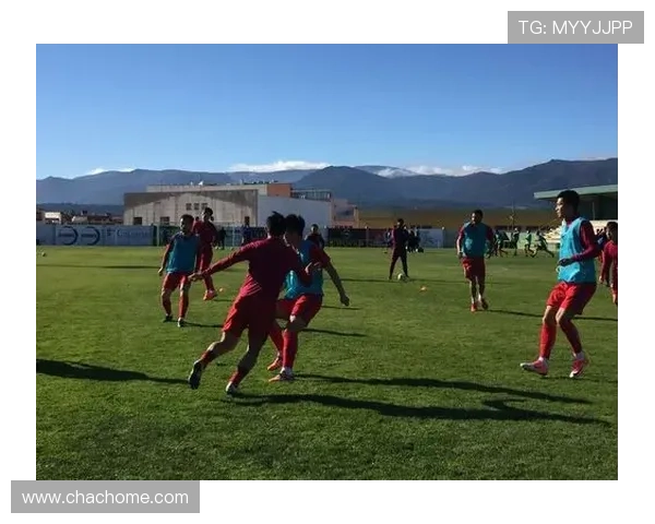 奥洛莫茨一比一洛桑战平收官战